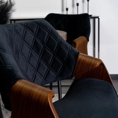 Стілець оксамитовий MEBEL ELITE DAKOTA Velvet чорний / горіховий жива фотографія