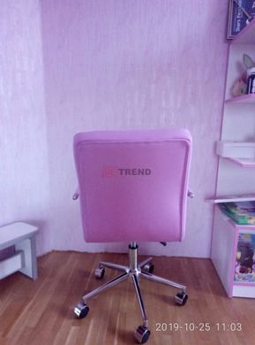 Компьютерное кресло Q-022 Signal Экокожа Розовый реальная фотография