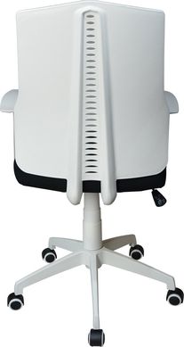 Комп'ютерне крісло Q-226 Signal Чорний жива фотографія