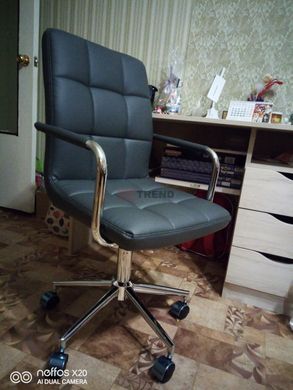 Офісне крісло Q-022 Signal Екошкіра Чорний жива фотографія
