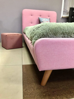 Кровать TIFFANY Signal 90x200 Розовый реальная фотография