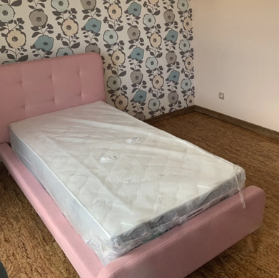 Кровать TIFFANY Signal 90x200 Розовый реальная фотография