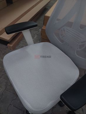 Комп'ютерне крісло S-401 Intarsio Сірий жива фотографія